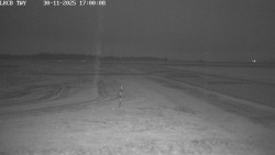 Pojezdová dráha, Runway