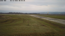 Pojezdová dráha, Runway