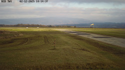 Pojezdová dráha, Runway