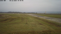 Pojezdová dráha, Runway