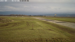 Pojezdová dráha, Runway