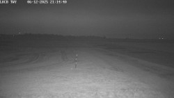 Pojezdová dráha, Runway