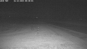 Letiště Cheb - Pojezdová dráha, Runway - 16.12.2025 v 00:30 Letiště Cheb - Pojezdová dráha, Runway - 16.12.2025 v 00:30