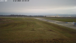 Pojezdová dráha, Runway