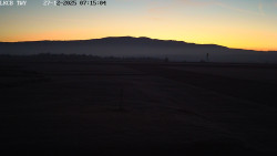 Pojezdová dráha, Runway