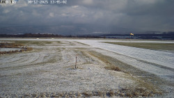 Pojezdová dráha, Runway