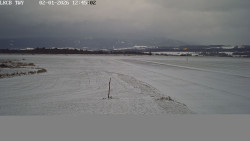 Pojezdová dráha, Runway