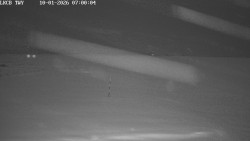 Pojezdová dráha, Runway