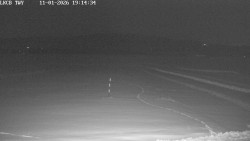 Pojezdová dráha, Runway