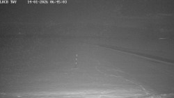 Pojezdová dráha, Runway