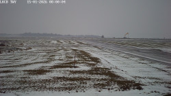 Pojezdová dráha, Runway