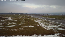 Pojezdová dráha, Runway