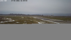 Pojezdová dráha, Runway