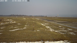Pojezdová dráha, Runway