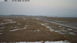 Pojezdová dráha, Runway