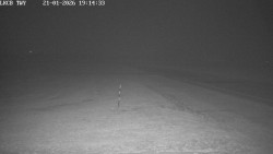 Pojezdová dráha, Runway