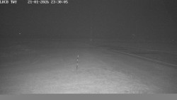 Pojezdová dráha, Runway