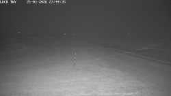 Pojezdová dráha, Runway