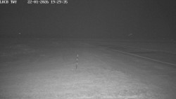 Pojezdová dráha, Runway