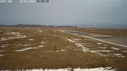 Pojezdová dráha, Runway