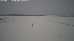 Pojezdová dráha, Runway