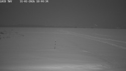 Pojezdová dráha, Runway