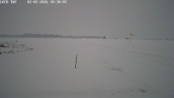 Pojezdová dráha, Runway