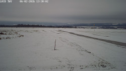 Pojezdová dráha, Runway