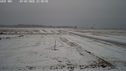 Pojezdová dráha, Runway