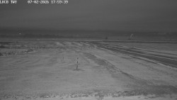 Pojezdová dráha, Runway