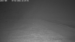 Pojezdová dráha, Runway