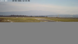 Pojezdová dráha, Runway