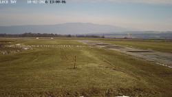 Pojezdová dráha, Runway