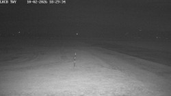 Pojezdová dráha, Runway