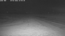 Pojezdová dráha, Runway