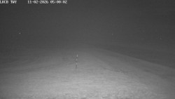 Pojezdová dráha, Runway