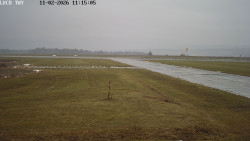 Pojezdová dráha, Runway