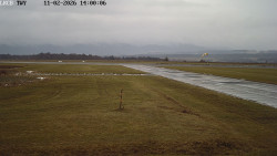 Pojezdová dráha, Runway