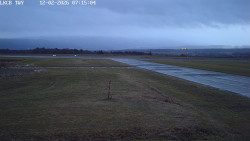 Pojezdová dráha, Runway