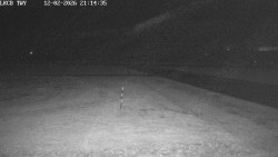 Pojezdová dráha, Runway