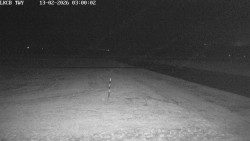 Pojezdová dráha, Runway