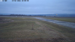 Pojezdová dráha, Runway