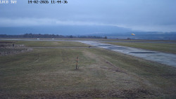 Pojezdová dráha, Runway