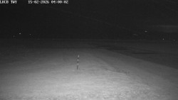 Pojezdová dráha, Runway