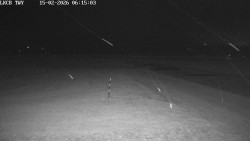 Pojezdová dráha, Runway