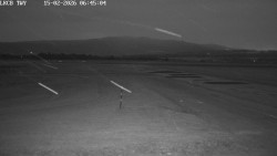 Pojezdová dráha, Runway