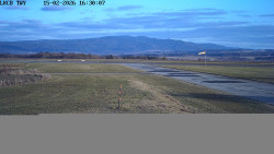 Pojezdová dráha, Runway