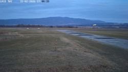 Pojezdová dráha, Runway