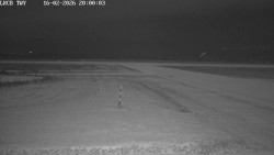 Pojezdová dráha, Runway