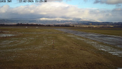 Pojezdová dráha, Runway